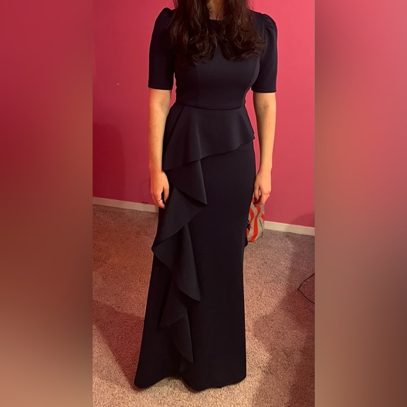 Xscape Ruched Back Gown - Picture 4 of 6